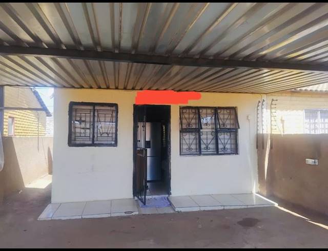 2 BEDROOM HOUSE FOR SALE IN SOSHANGUVE XX